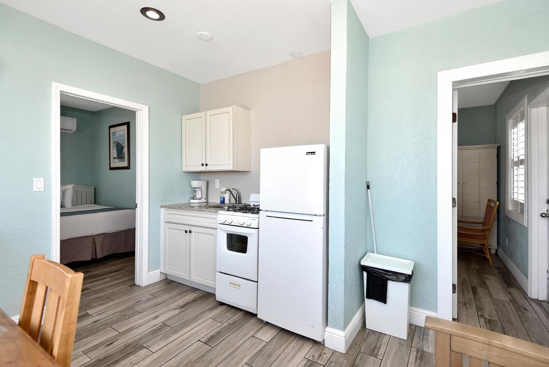Shoreline Suites & Cabana Cottages - Beachfront Daytona Beach Buitenkant foto