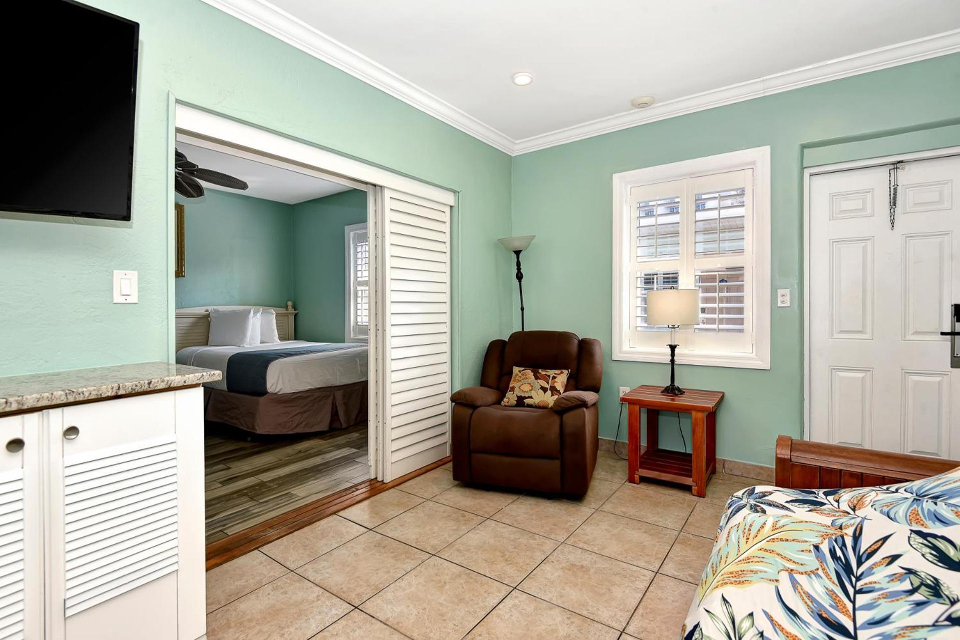 Shoreline Suites & Cabana Cottages - Beachfront Daytona Beach Buitenkant foto