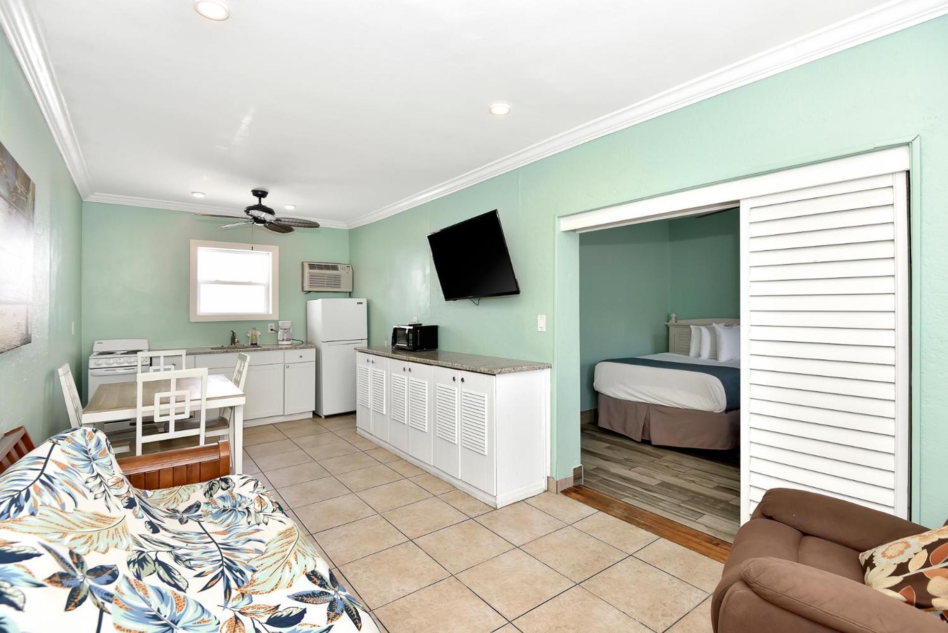 Shoreline Suites & Cabana Cottages - Beachfront Daytona Beach Buitenkant foto