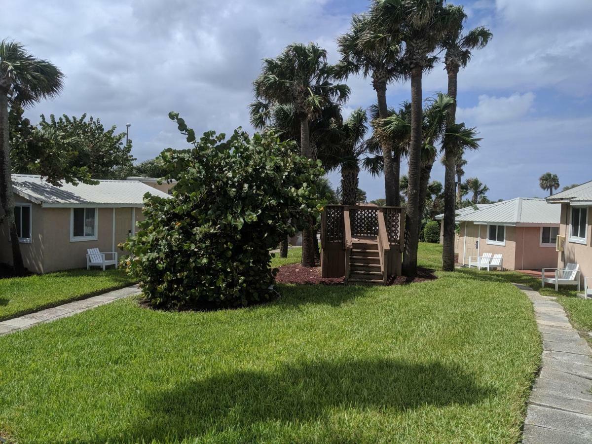Shoreline Suites & Cabana Cottages - Beachfront Daytona Beach Buitenkant foto